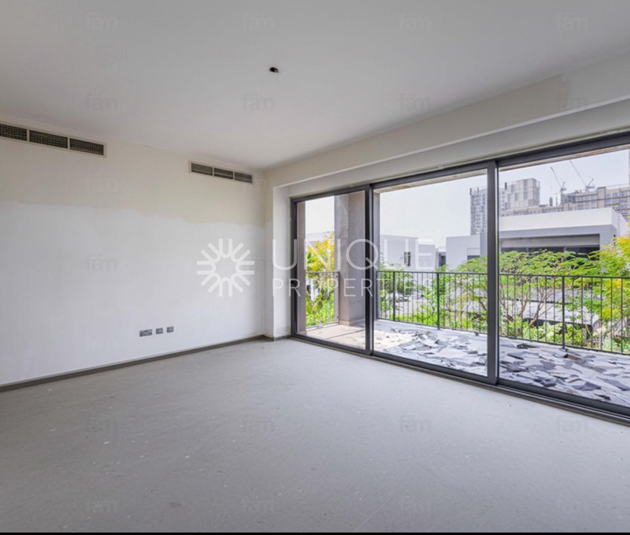 Move In Ready | Spacious Villa | Premium Living