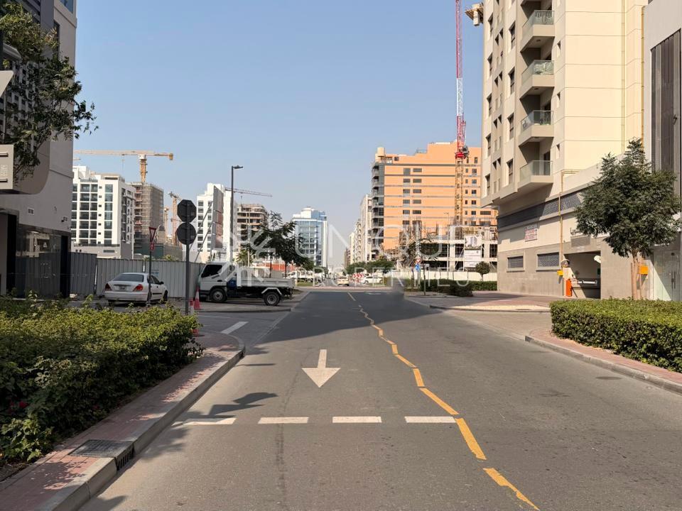 Multiple Size Available | close to SZR | Book Now