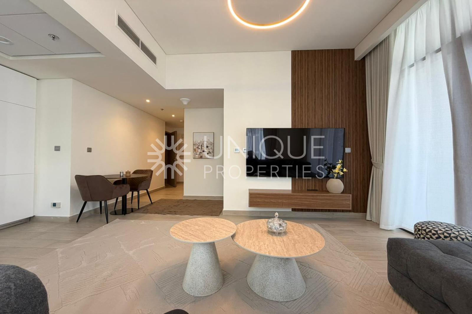 Pool View | Corner Rare | Fully upgraded