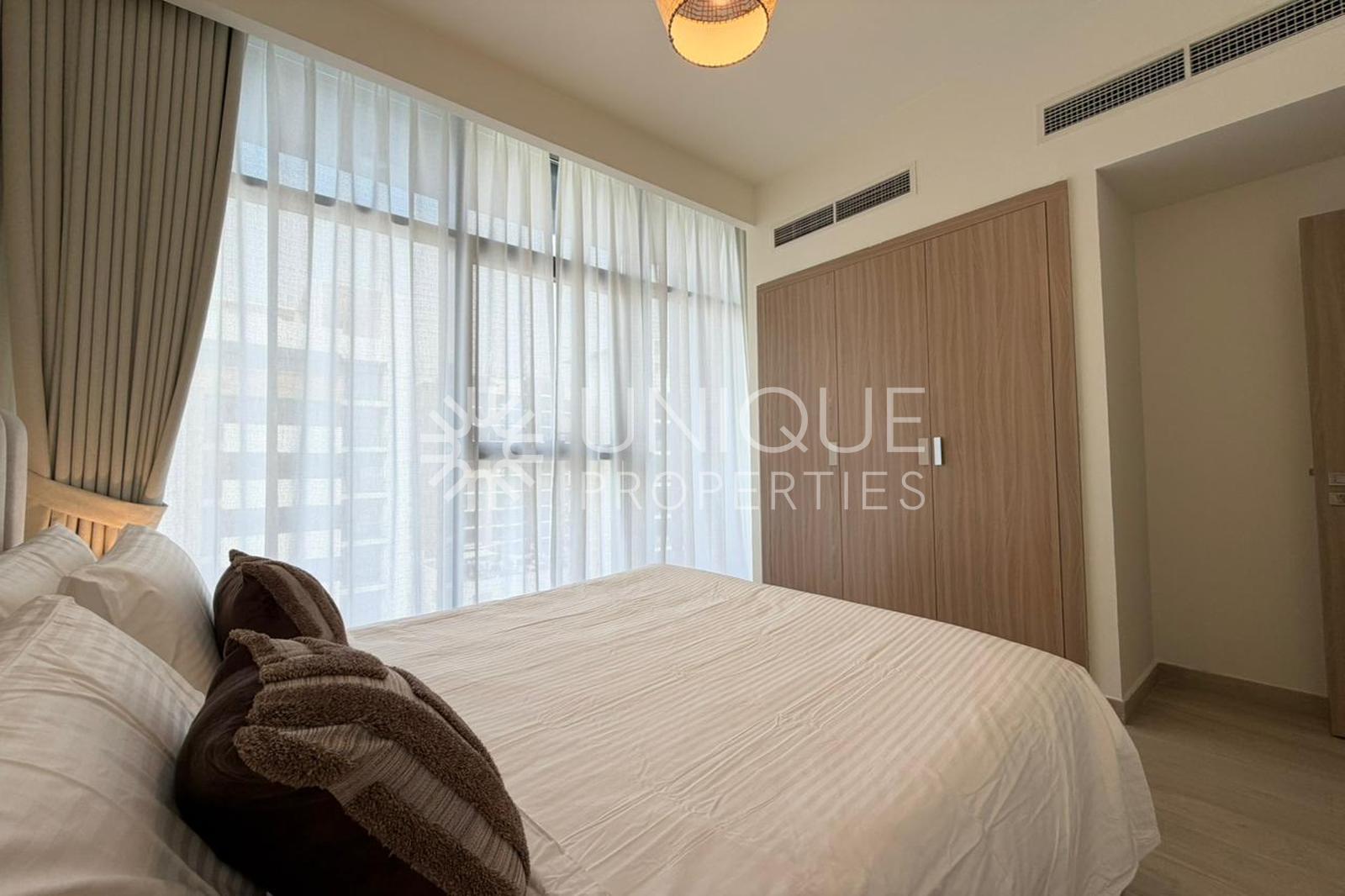 Pool View | Corner Rare | Fully upgraded
