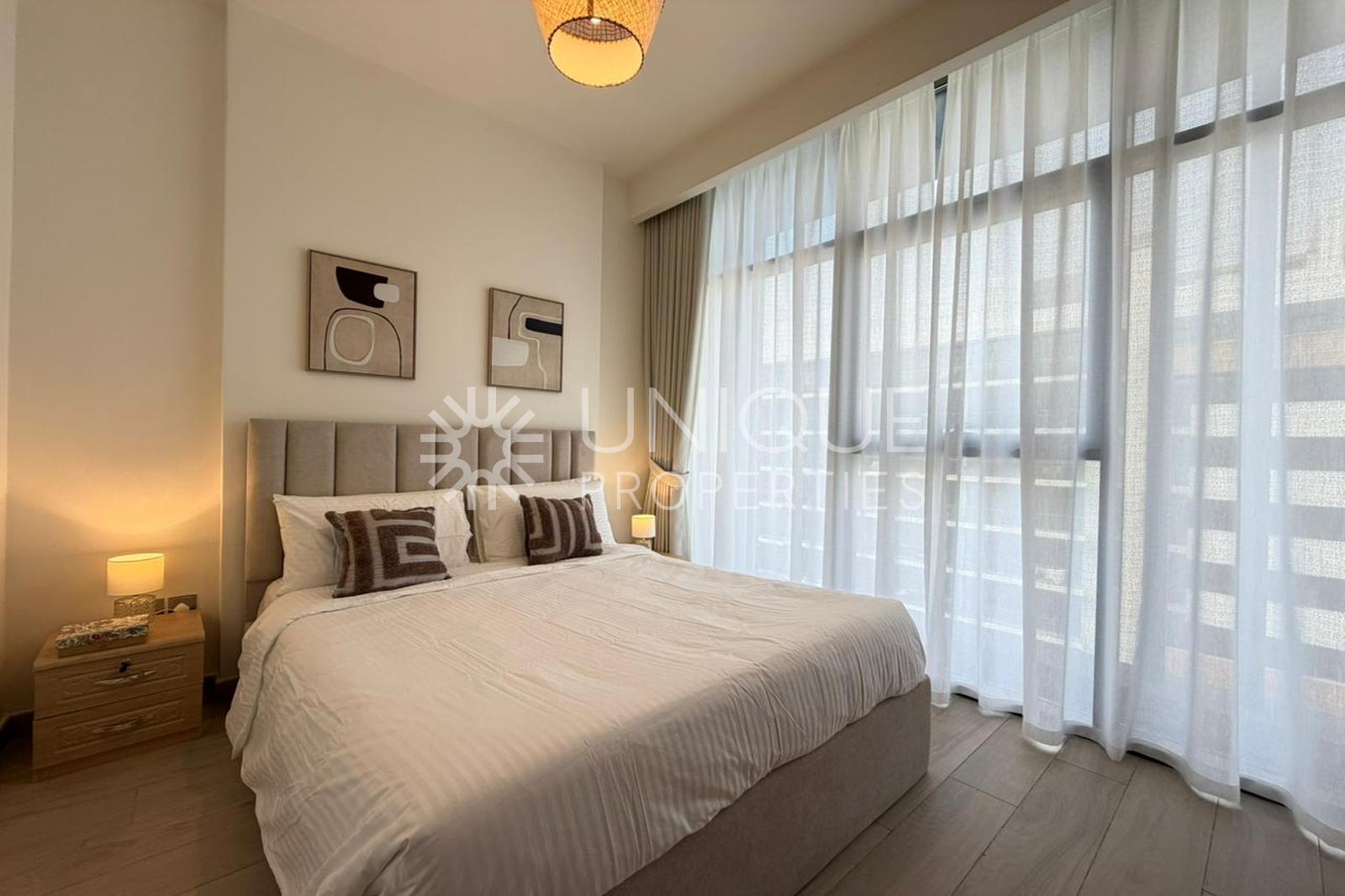 Pool View | Corner Rare | Fully upgraded