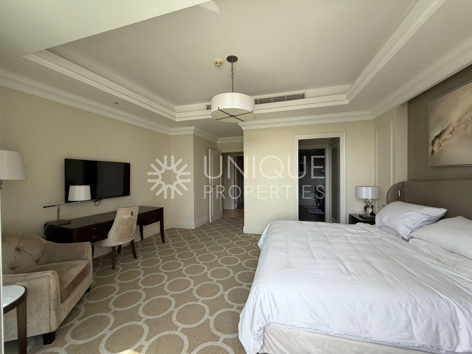 Burj Khalifa View | Fully Furnished | Vacant