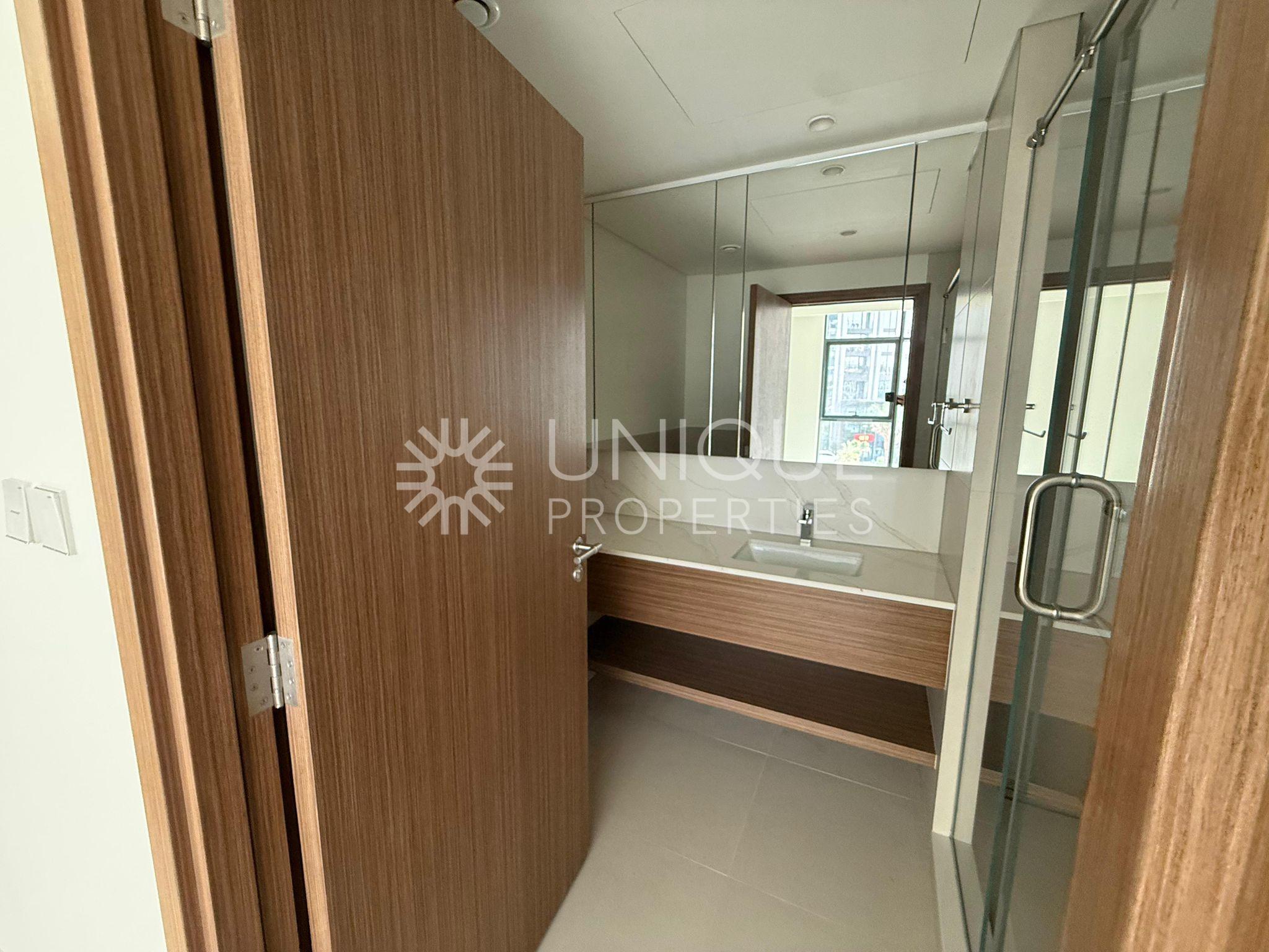 Prime Location | Ready To Move | Vacant