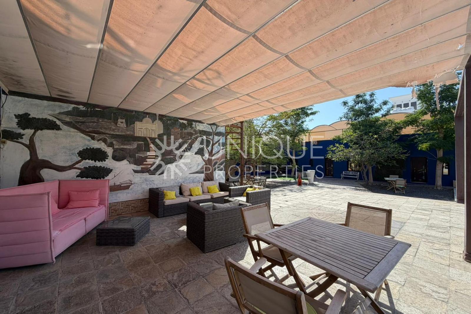 Luxury 5 Bed Villa | Private Pool | Umm Suqeim