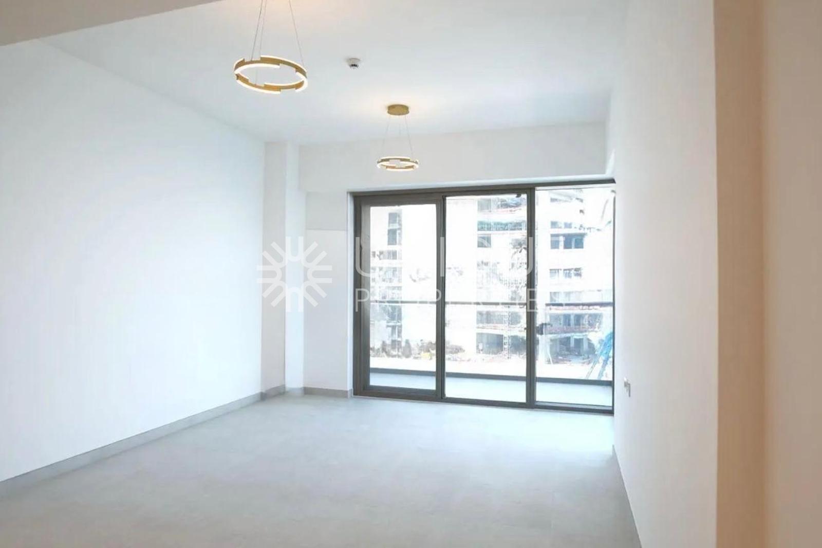 Sea View | Brand New| Vacant | Spacious