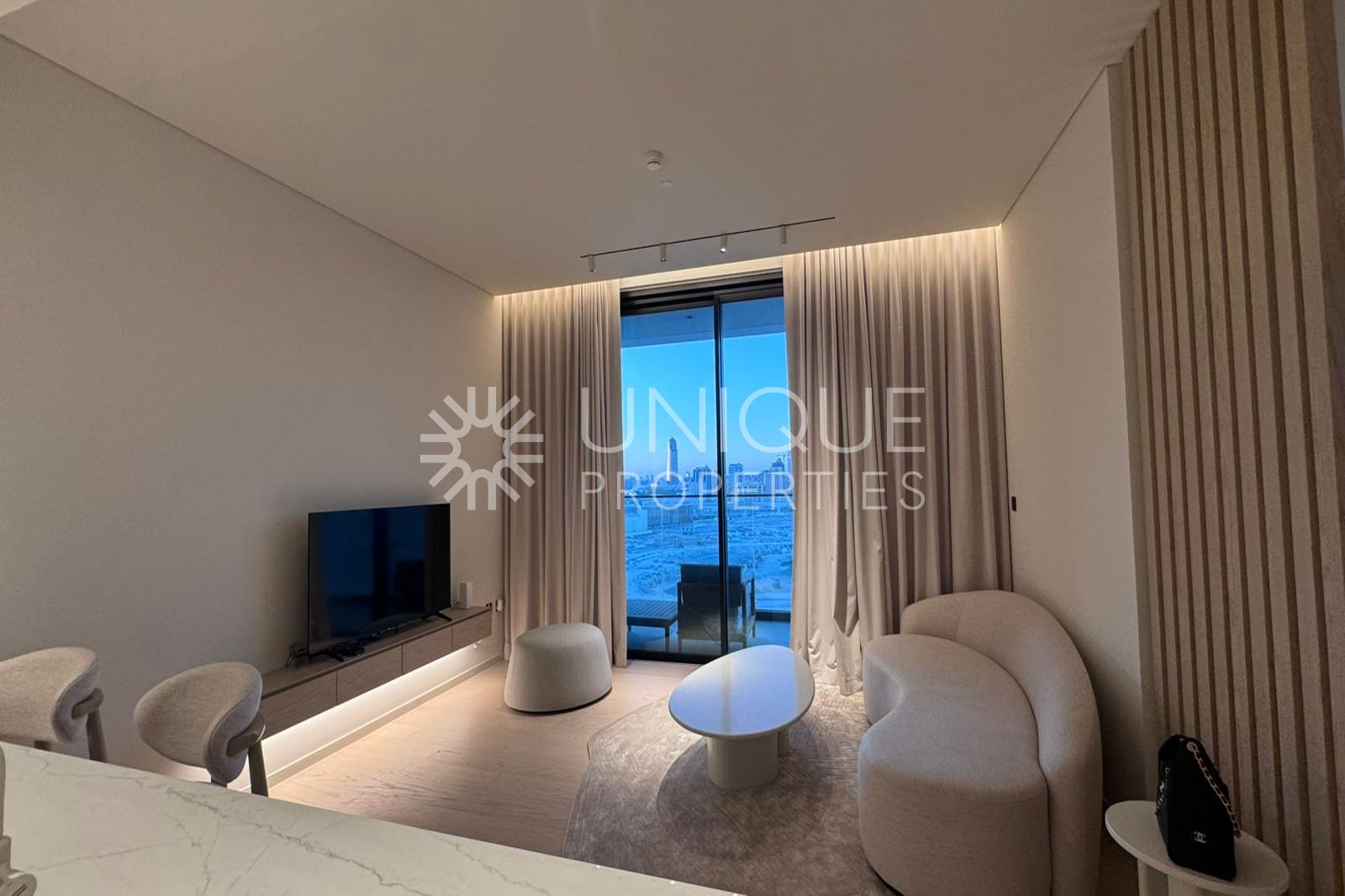 Luxury | Furnished Studio | Creek & Community View