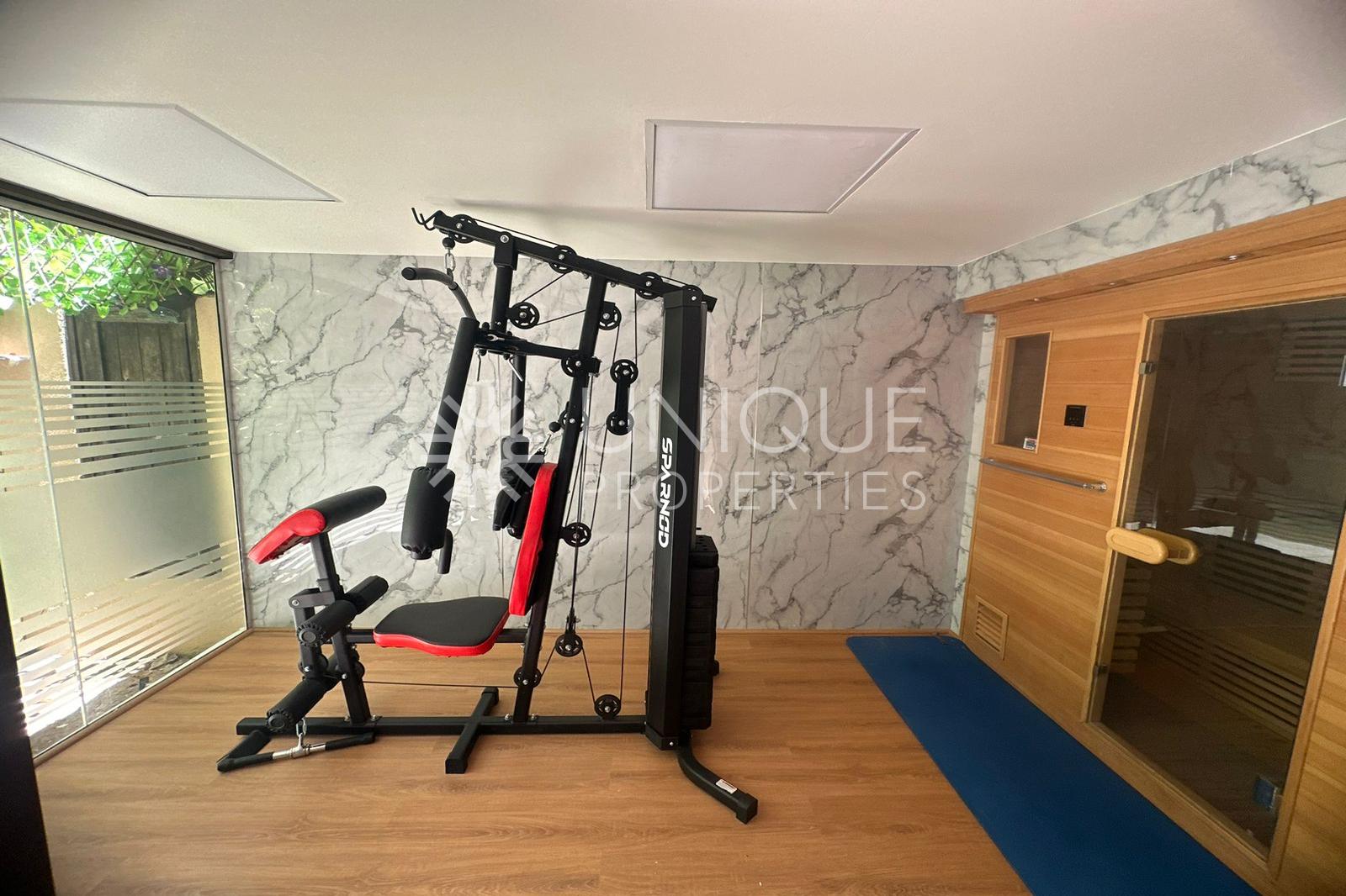Unique 2 Bedroom Residence | Private Garden